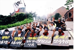 2003년 명동성당 농성투쟁은 이주노조 건설의 계기가 됐다.